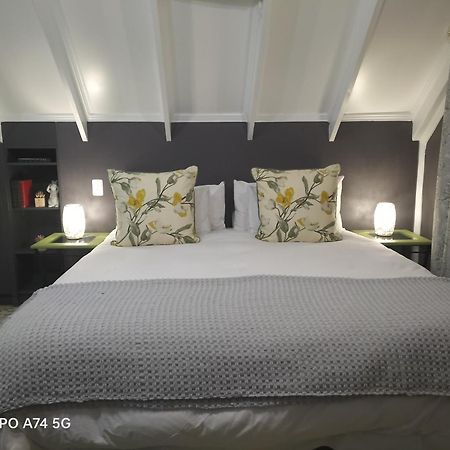 Rozenhof Guest Cottages 乔治 外观 照片