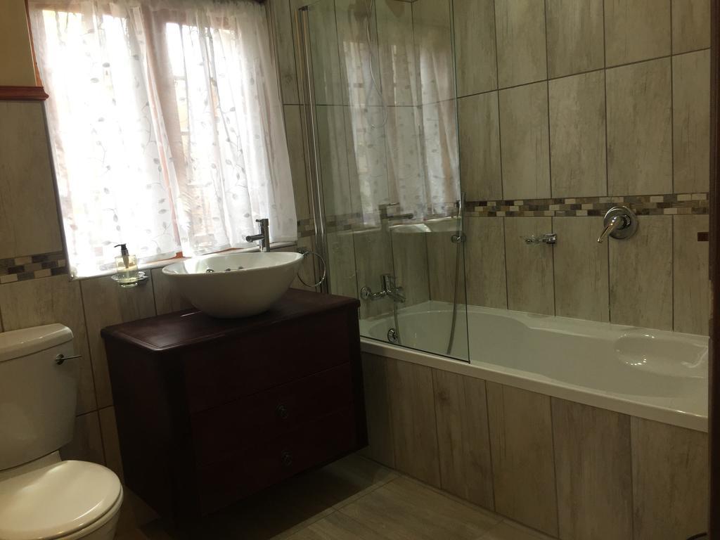 Rozenhof Guest Cottages 乔治 外观 照片
